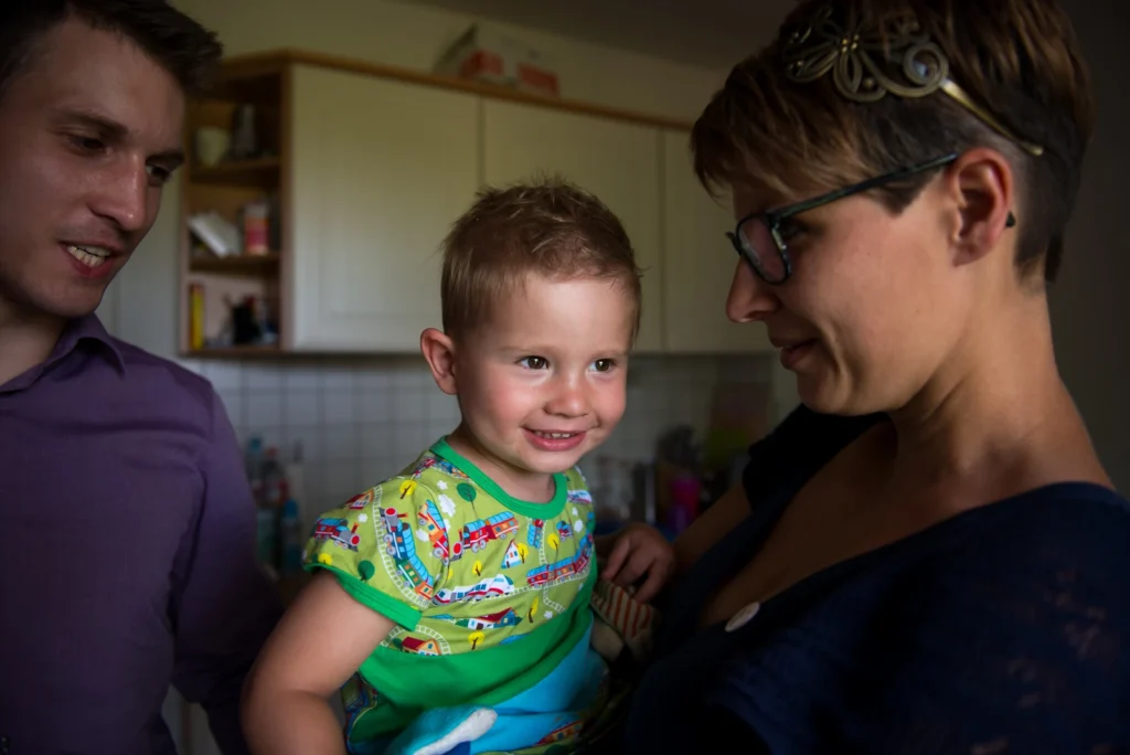 Authentische Familienreportage mit Eltern und Kind